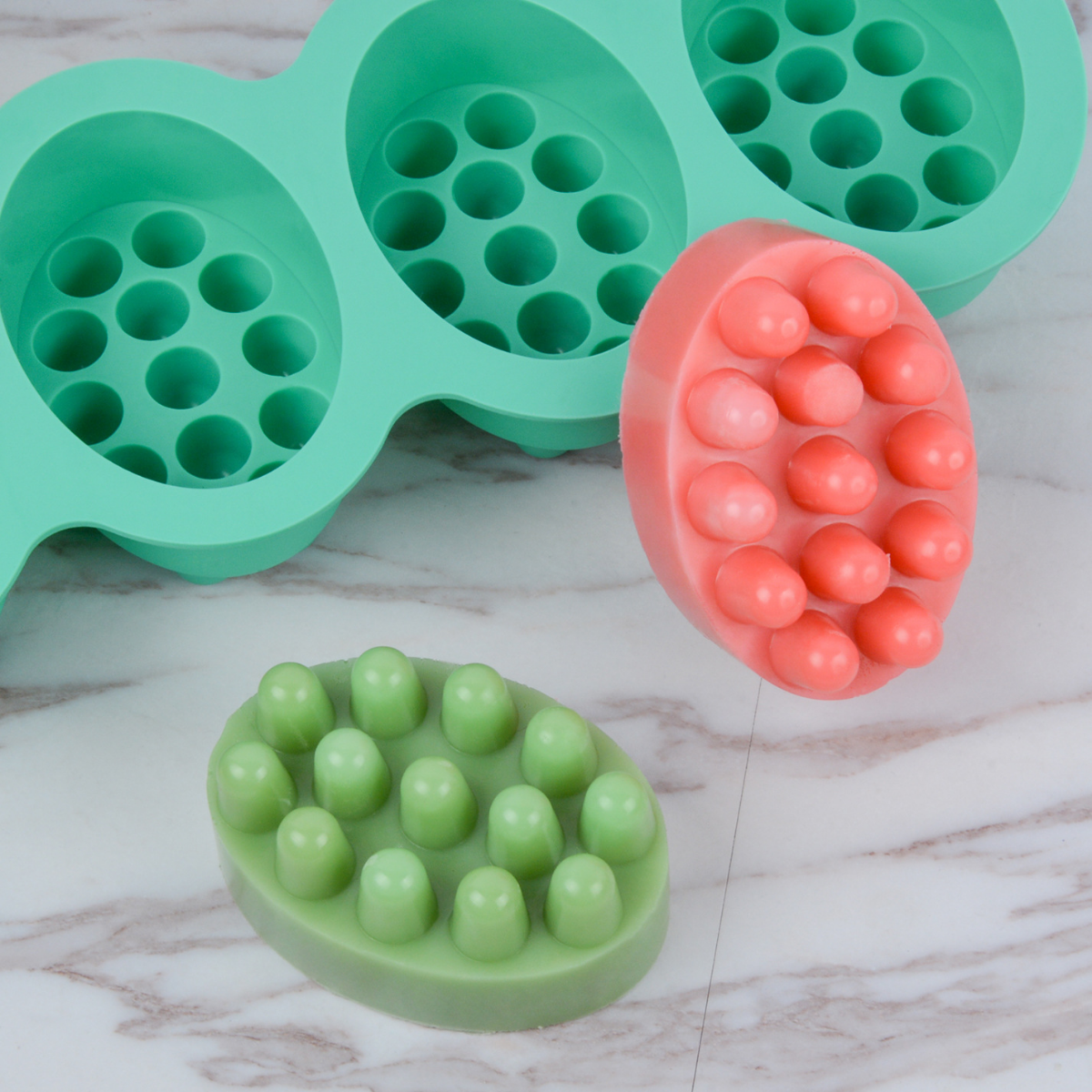 4 Hole Oval Massage Soap Silic - đánh giá và giá Soap Making Formula